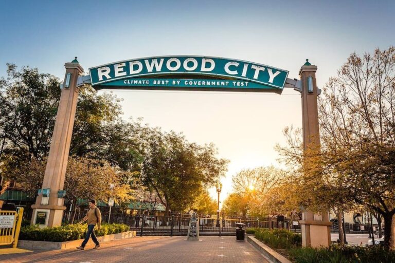 Insuficientes las políticas de equidad étnica en Redwood City: habitantes