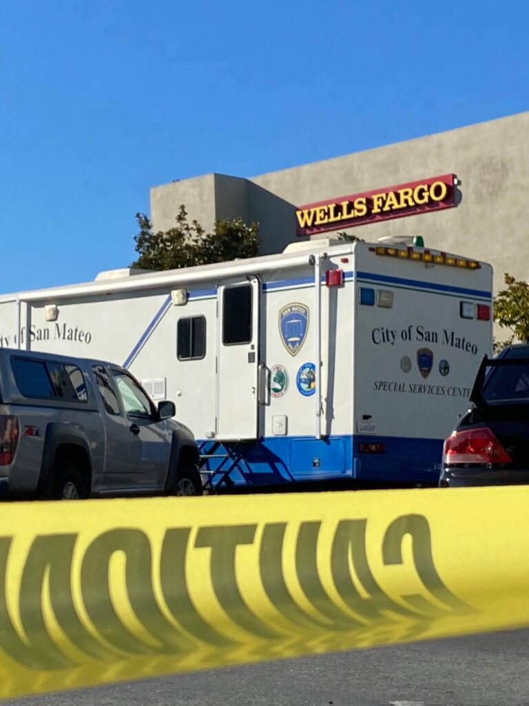 San Mateo: Policía investiga homicidio en banco Wells Fargo