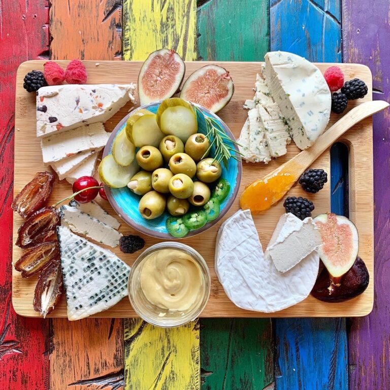 FDA, CDC warn of salmonella from California company's cheeses