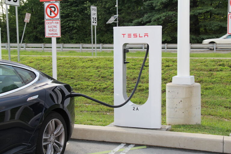 Peninsula Clean Energy to fund electric vehicle charging ports in Redwood City