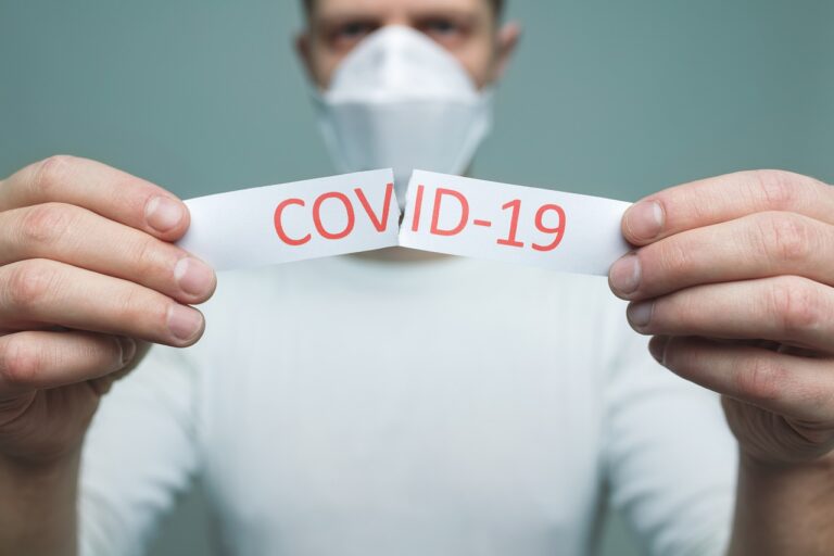 Conferencias en Stanford contra la desinformación sobre COVID-19