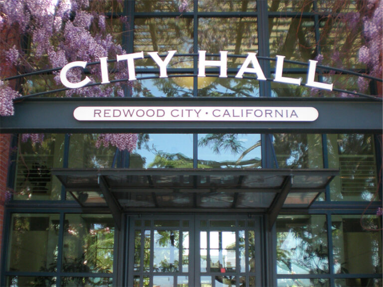 Ignoran autoridades de Redwood City Mes de la Herencia Hispana