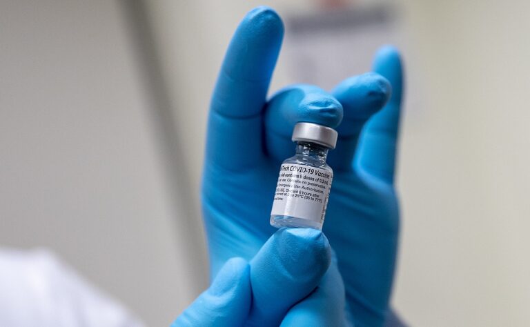 Frontline workers discuss COVID-19 vaccination in children