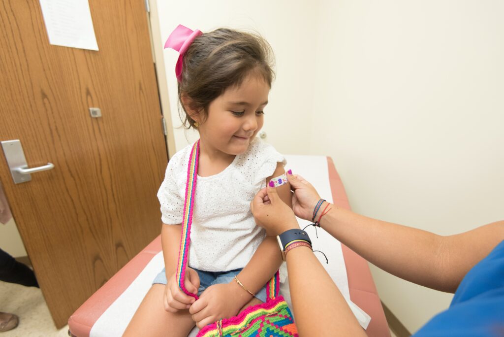 COVID儿科疫苗接种诊所