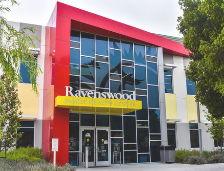 Ravenswood family center turns 20