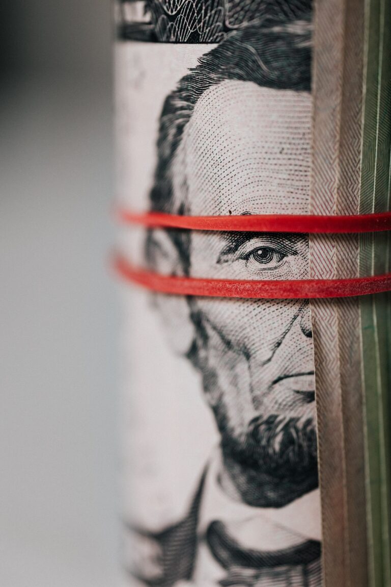Venture capital funding in the U.S. leaves out Latino entrepreneurs: Crunchbase News