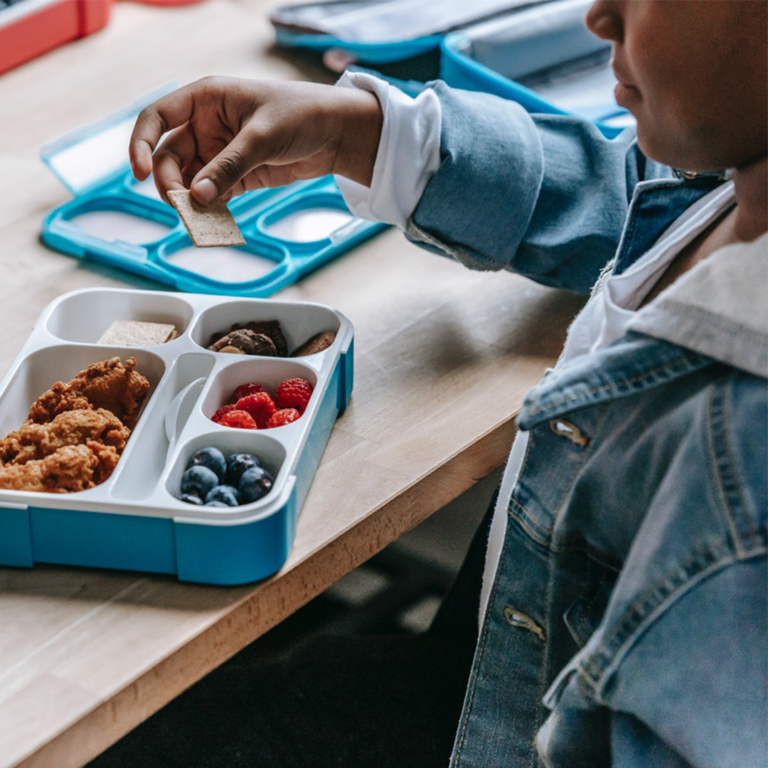 Continúan esfuerzos por mejorar calidad de alimentos en escuelas de Redwood City