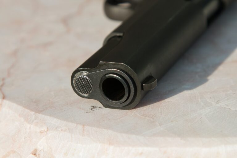 Autoridades del Área de la Bahía organizan recompra de armas próximo 6 de mayo