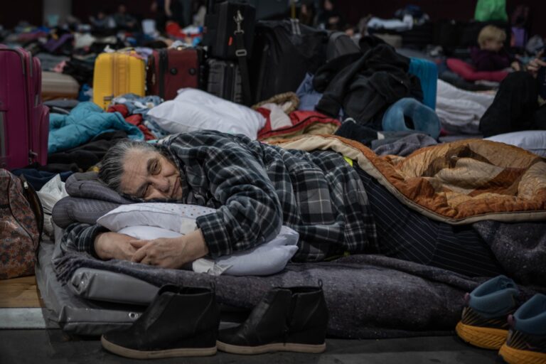 Ucranianos no podrán ingresar a EE. UU. desde México sin una visa vigente: DHS