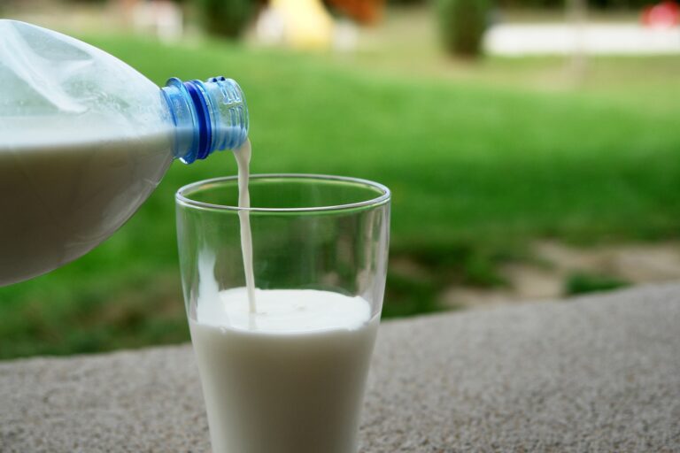 Spoiled milk served to students in Redwood City