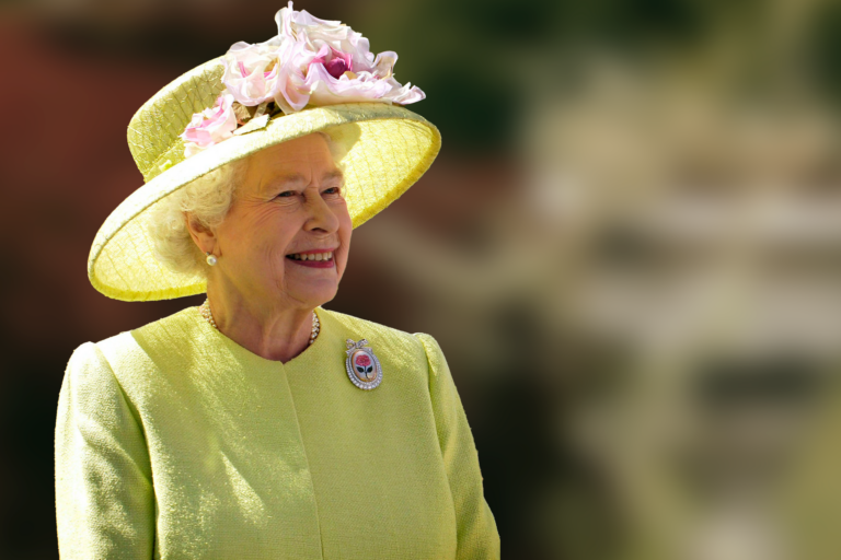 Isabel II festeja sus 96 años de vida con «jubileo de platino»