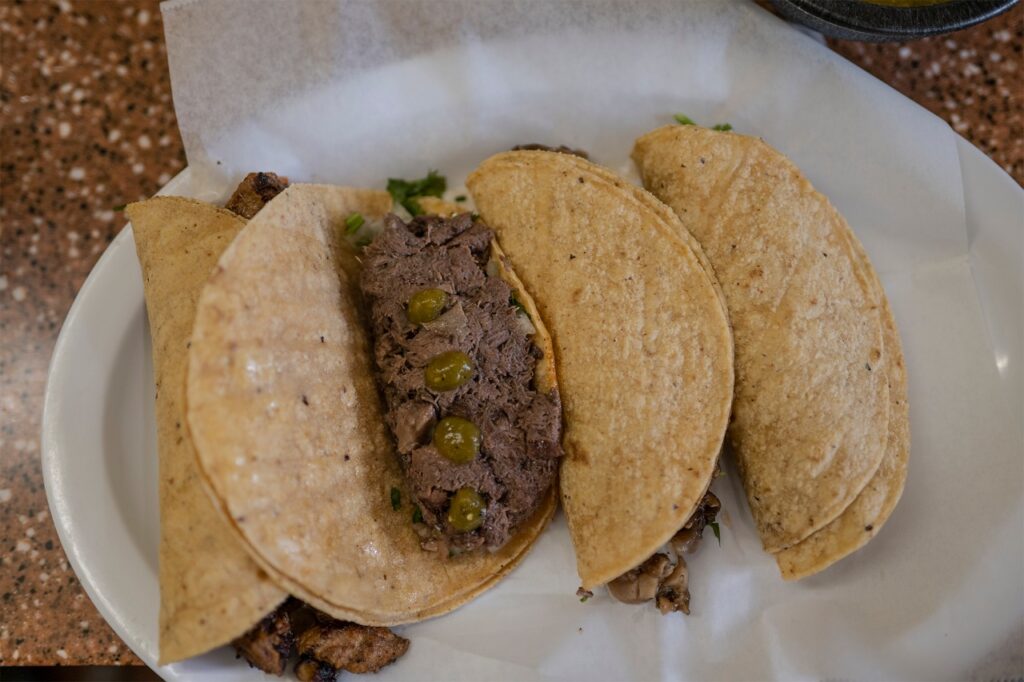 barbecue tacos