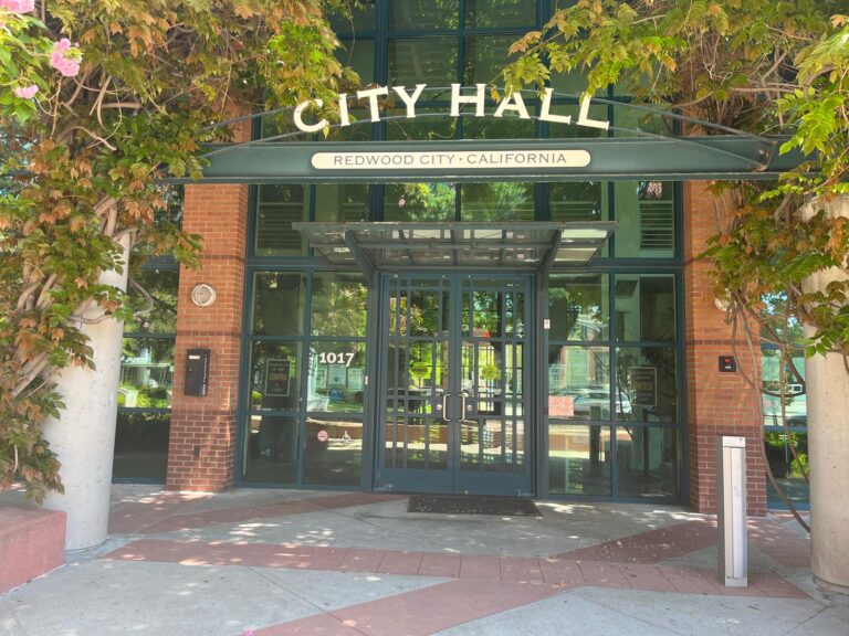 Redwood City está en busca de miembros para su Junta, Comisión o Comité