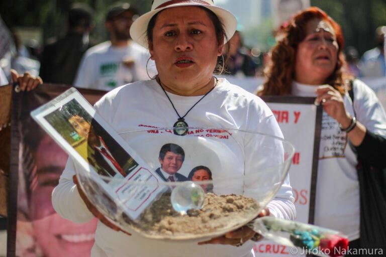 Recuento fotográfico de la Marcha de la dignidad nacional, de las madres buscadoras en CDMX