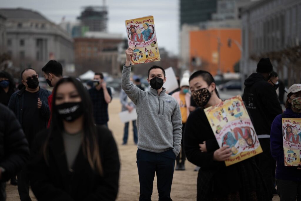 Proclaman un día de recuerdo por la evacuación de estadounidenses de origen japonés