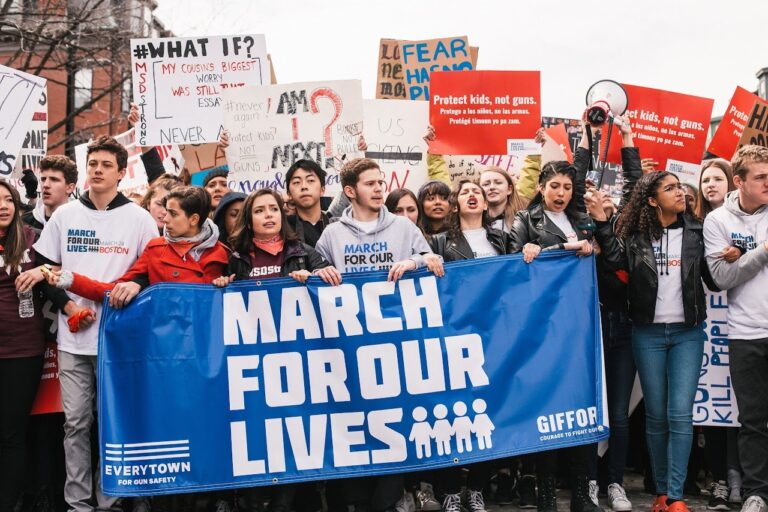 Redwood City joins the "March for Our Lives" rally