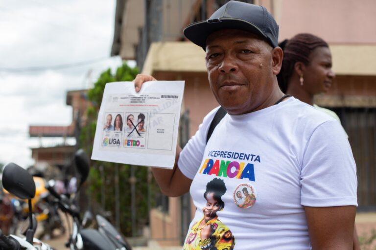 Collective presents balance of Sunday's presidential elections in Colombia