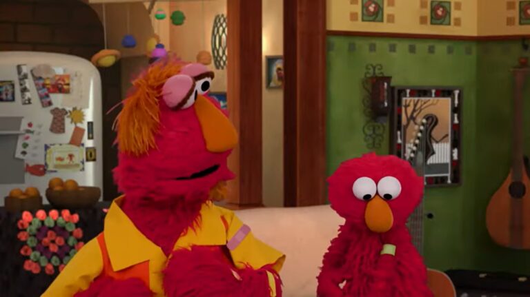 "Elmo" gets vaccinated against COVID-19