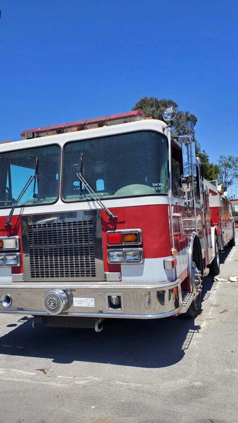 Redwood City delivers fire truck to Protección Civil de Jalisco