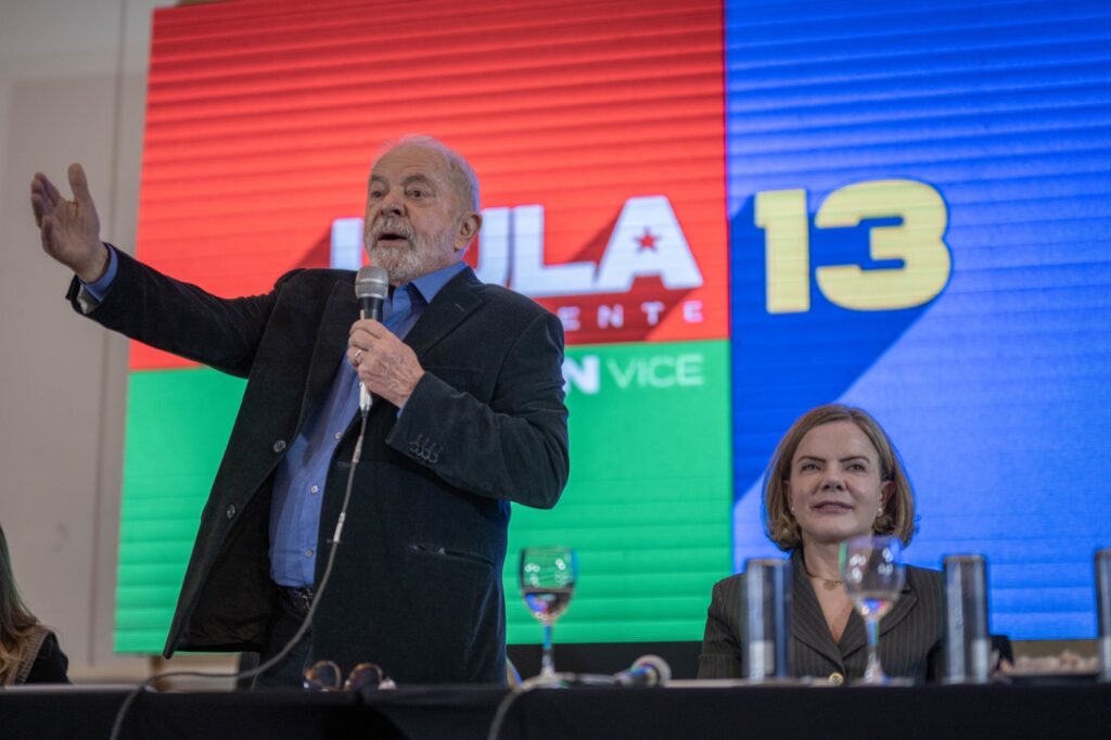 debate centra ataques contra Lula