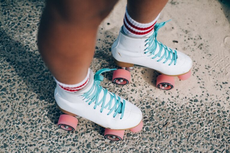 San Francisco estrena pista de patinaje en el Centro Cívico