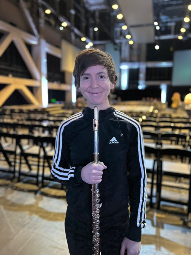 Claire Chase, flautista de la Sinfónica de San Francisco presenta «Pan»