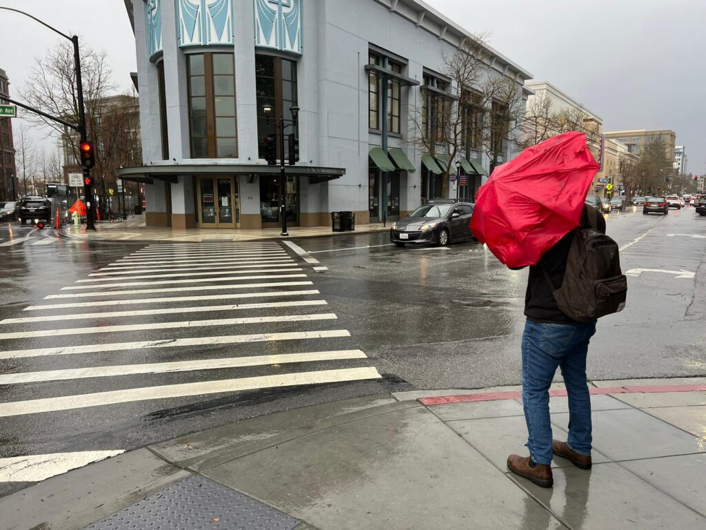 Strong winds lash the Bay Area amid a storm ripping through the region