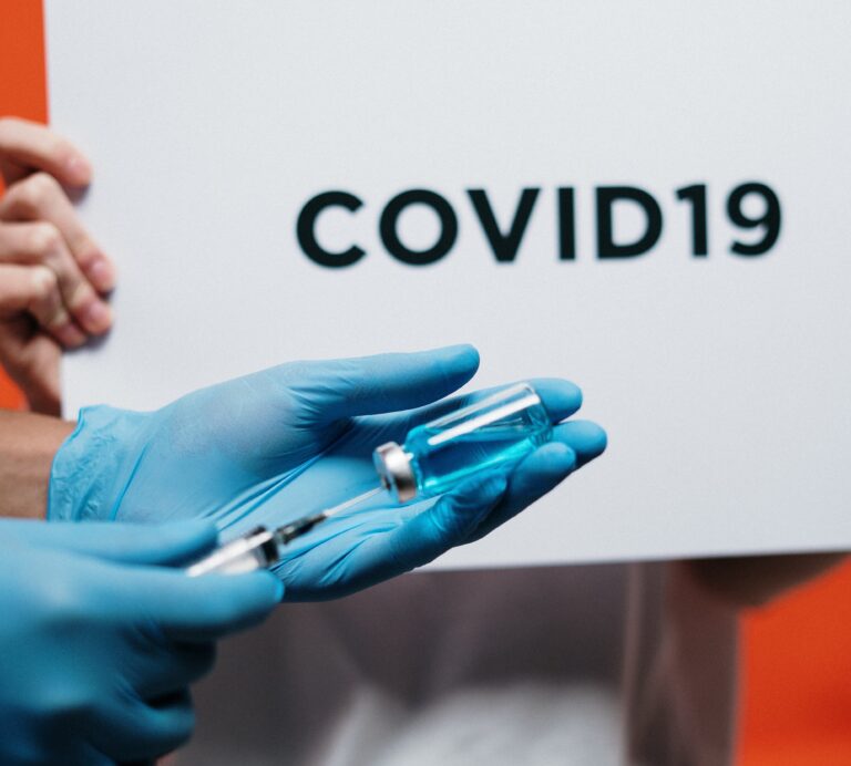Antiviral podría reducir posibilidad de desarrollar «Long COVID»