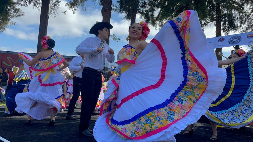 Festival Latino Cinco de Mayo une a comunidad latina en East Palo Alto