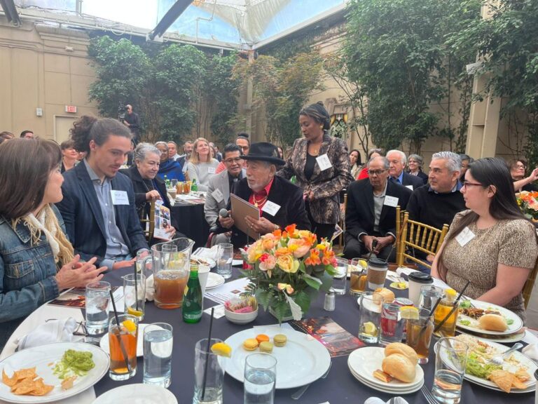 Reconocen 20 años de la fundación de la Familia Castellano y su apoyo a la comunidad latina en Silicon Valley