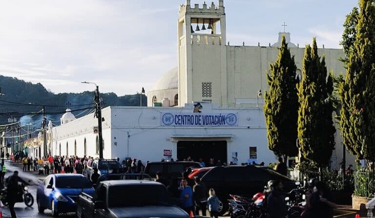 General elections begin in Guatemala