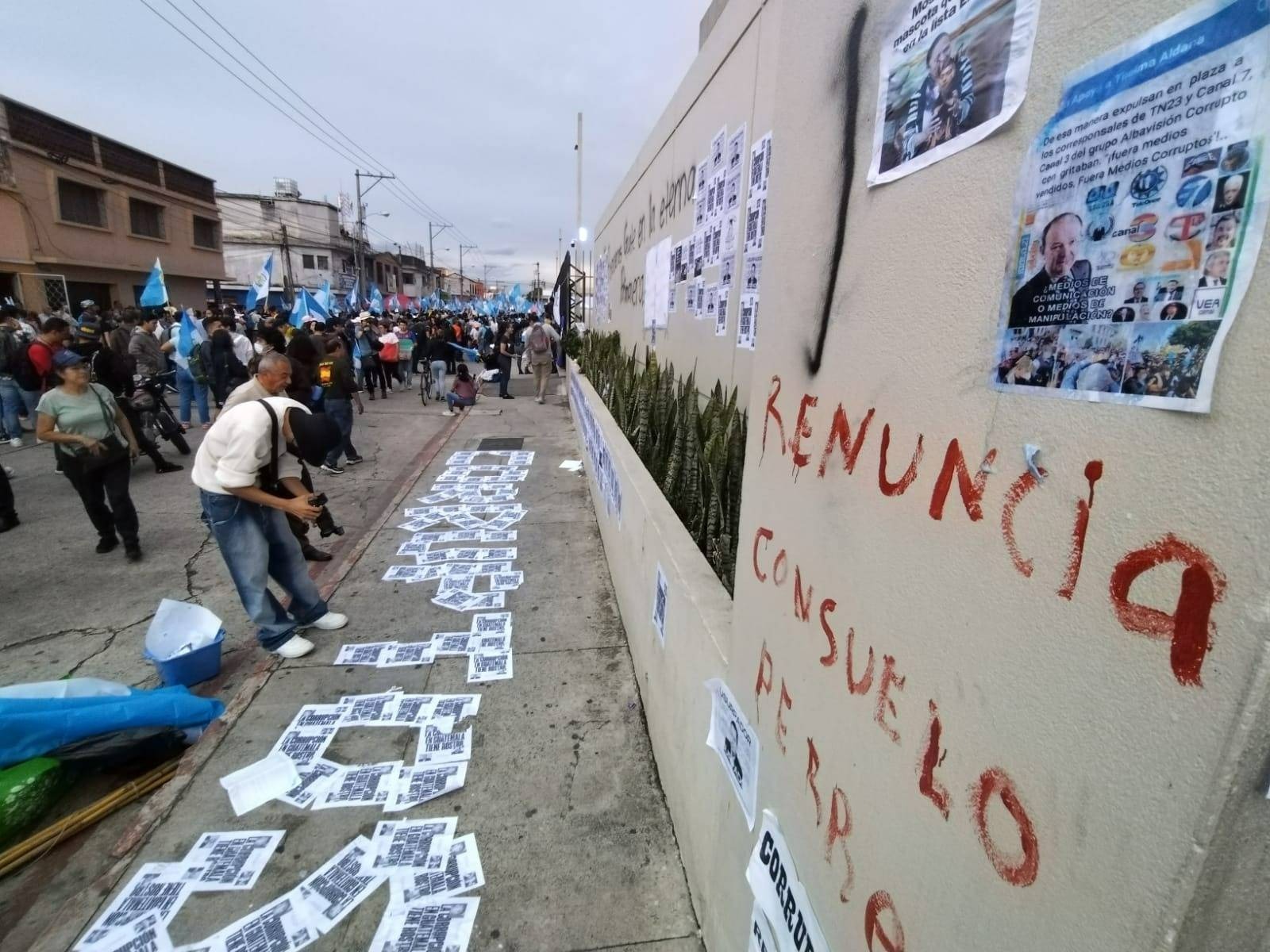 Movimiento Semilla rumbo a la segunda vuelta en Guatemala entre manifestaciones y acciones en las Cortes