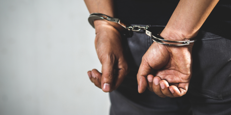 Extraditan a 3 hondureños para enfrentar cargos federales por presunto tráfico de drogas en SF