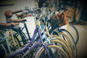 Two arrested for the theft of several bicycles in Redwood City