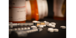 Newsom crea un equipo para investigar muertes y envenenamientos relacionados con opioides