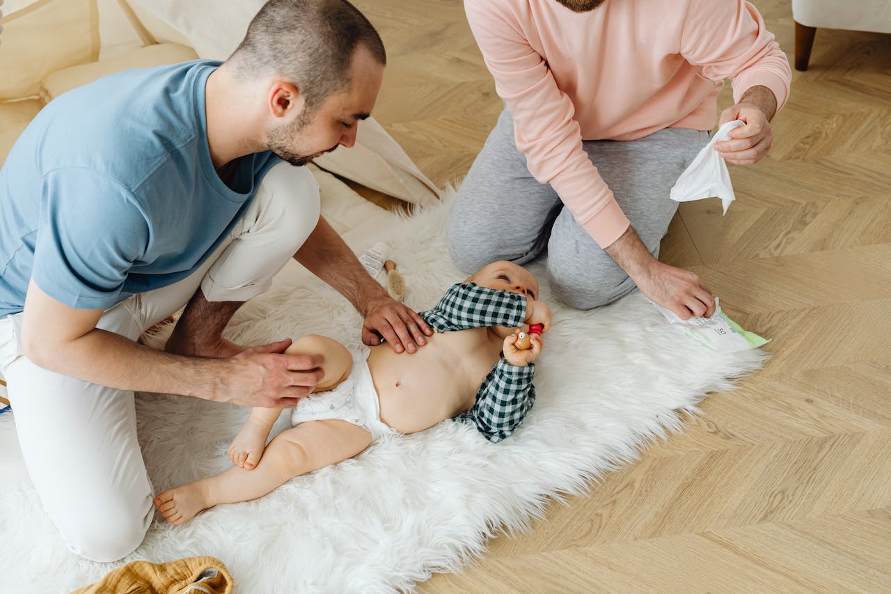 kits de pañales a familias necesitadas