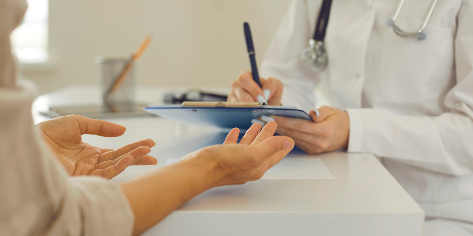 Los hallazgos reportados en el informe de salud de latinos abarcan desde señales de alarma social hasta señales de alerta sistémicas.