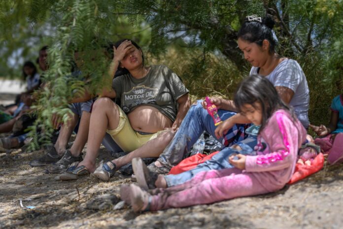 Derechos Humanos bajo ataque en México y EE. UU., denuncian organizaciones de ambos países