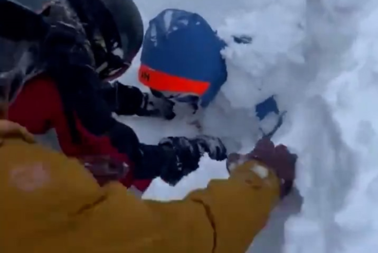 Avalanche in Tahoe, California, leaves one dead, one injured and 4 buried under snow
