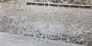 California se moviliza antes de la próxima ronda de tormentas e insta a prepararse