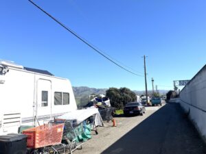 Residentes sin hogar de San José en Microsoft Land se preocupan por “barrido”