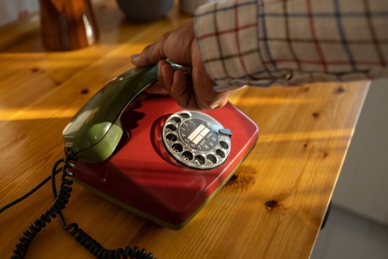 Preocupa solicitud de AT&T para eliminar el servicio de líneas fijas en condado de San Mateo