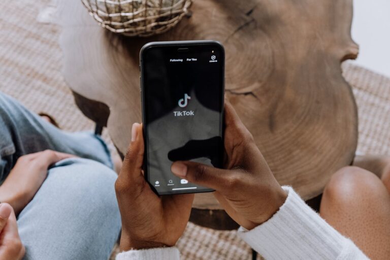 Ni muy muy ni TikTok: el uso de la red social en EE. UU. está en vilo
