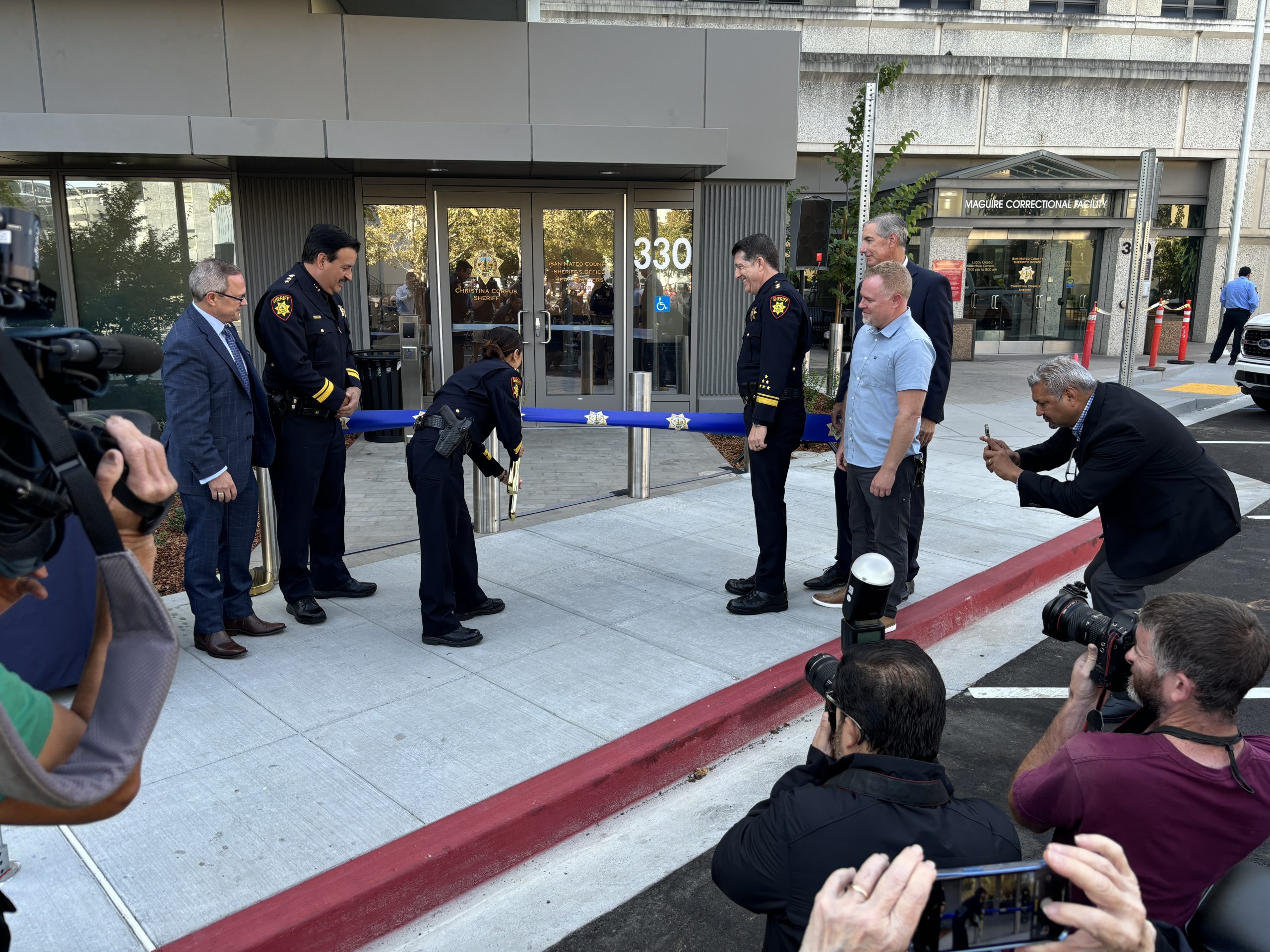 Inauguran nuevo edificio del Sheriff en condado de San Mateo