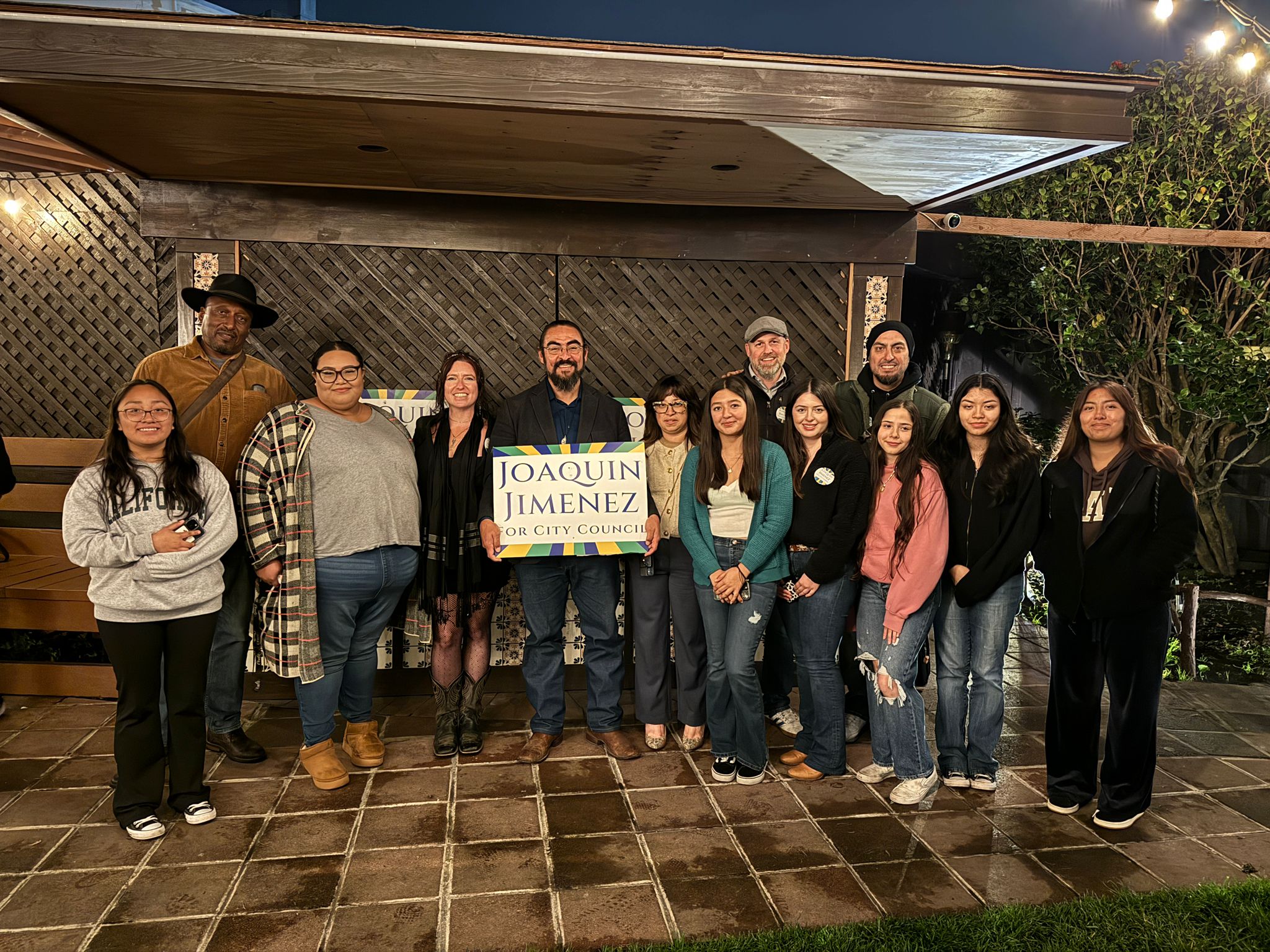 Campesinos, clave para hacerle frente al cambio climático: Joaquín Jiménez, alcalde de Half Moon Bay