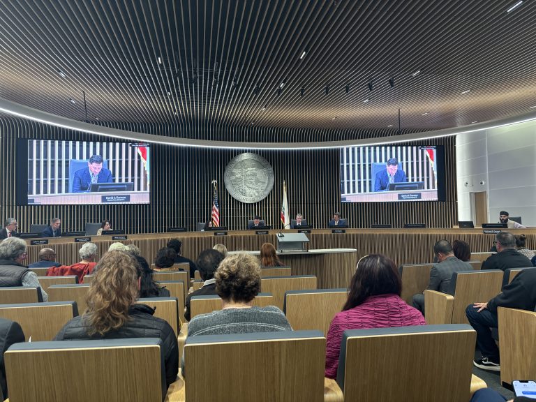 En medio de incertidumbre, supervisores del condado de San Mateo revisarán presupuesto de $5.5 mil millones