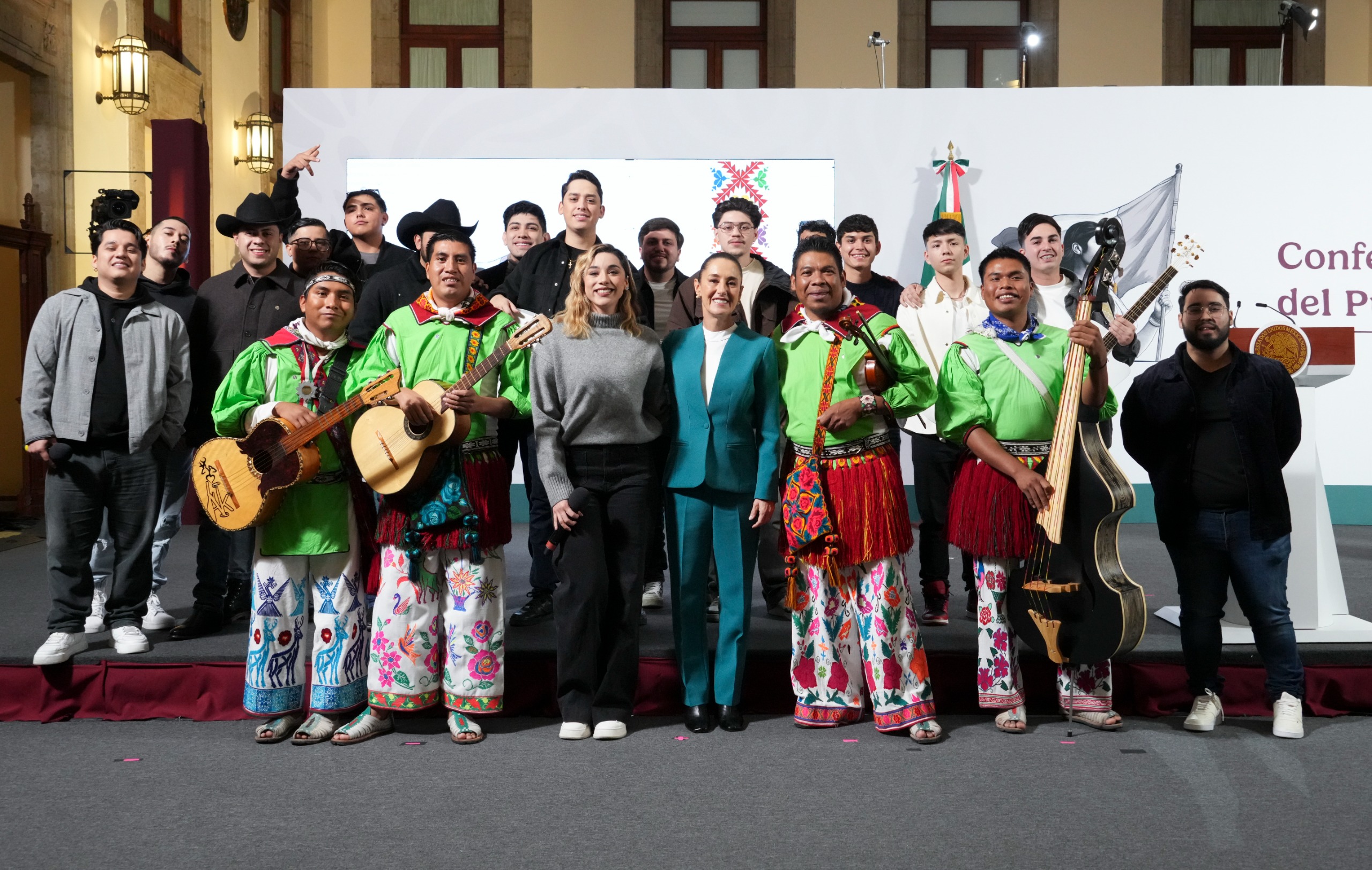 President of Mexico presents Migrant Anthem, a tribute to all Mexican brothers abroad