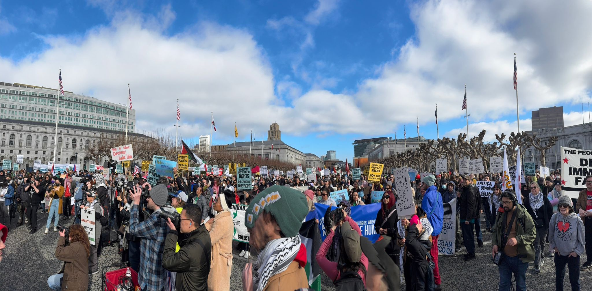 San Francisco registra su segundo día de protestas contra próximo gobierno de Trump