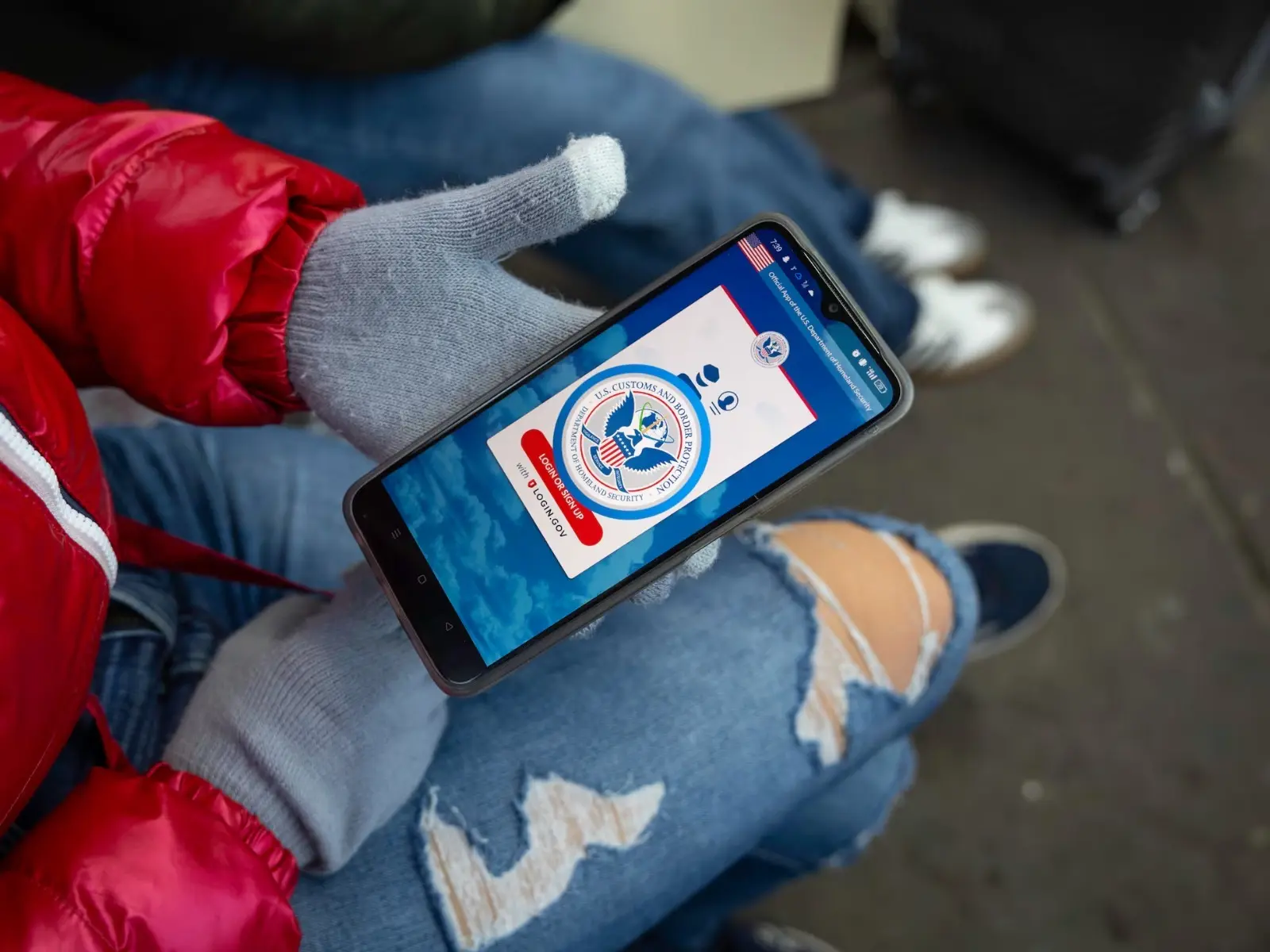 Autoridades en Estados Unidos informaron el primer caso exitoso de autodeportación mediante la aplicación CBP Home