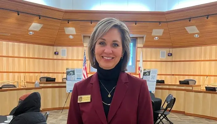Tras una destacada carrera de 34 años en el servicio público del Área de la Bahía y una década como Administradora Municipal de Redwood City, Melissa Stevenson Díaz anunció que se retirará en diciembre de este año. Foto: archivo P360P